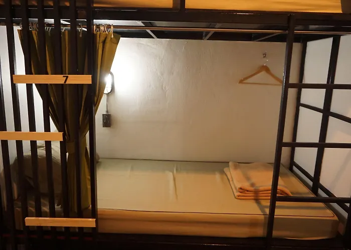 Feel Good Pinklao Hostal Bangkok