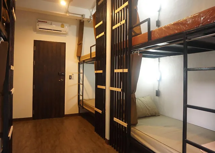 Feel Good Pinklao Hostal Bangkok